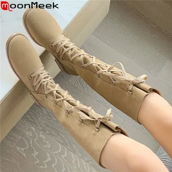 MoonMeek 2023, Новые зимние ботинки в западном стиле из коровьей замши, женская обувь на среднем квадратном каблуке, женские сапоги до колена на шнуровке