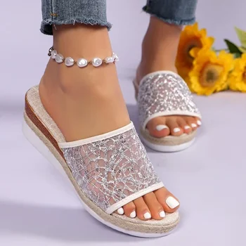 Женская обувь в продаже 2024 года, новые женские тапочки с открытым носком, летние сетчатые пляжные повседневные тапочки на танкетке большого размера Zapatos Mujer