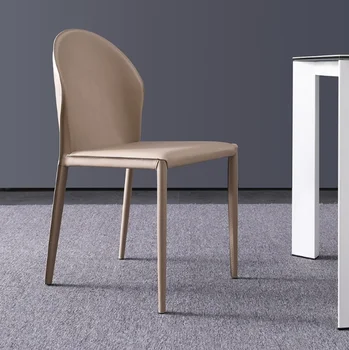 Спинка стула для обеденного стола в итальянском стиле в кремовом стиле, минималистичный дизайнерский небольшой бытовой кожаный стул с седлом